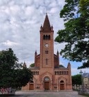 Ez a templom csak azért érdekes, mert itt láttam először csövest az utcán héderelni.