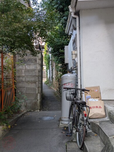 A keskeny utcákról