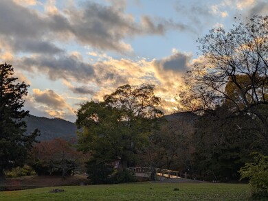 大沢池/Oszava tó mellett